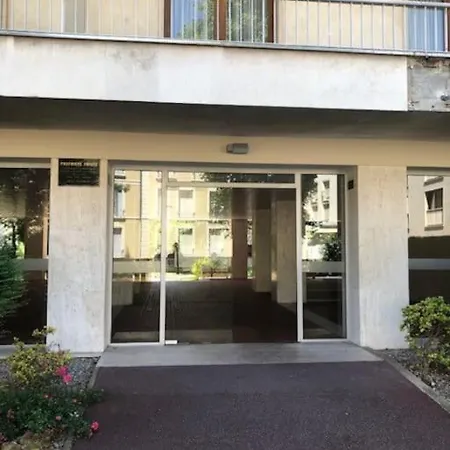 Flat St Germain En Laye Centre 30 Minutes To Paris *