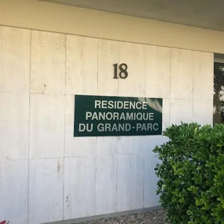 Flat St Germain En Laye Centre 30 Minutes To Paris *